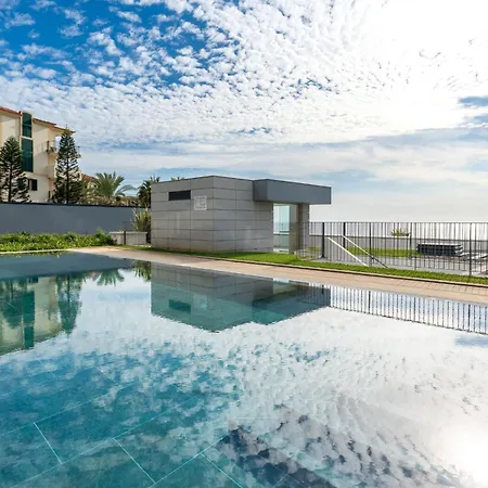 Apartment Over The Cliff - Jacuzzi Sea View By Lovelystay Funchal (Madeira)