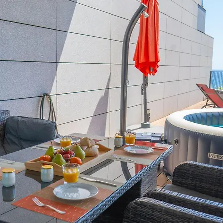Over The Cliff - Jacuzzi Sea View By Lovelystay Apartamento Funchal (Madeira)